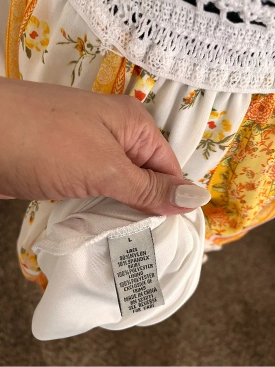 J for justify White Crochet Waist Maxi Skirt with Yellow Floral Panels - Picture 10 of 14